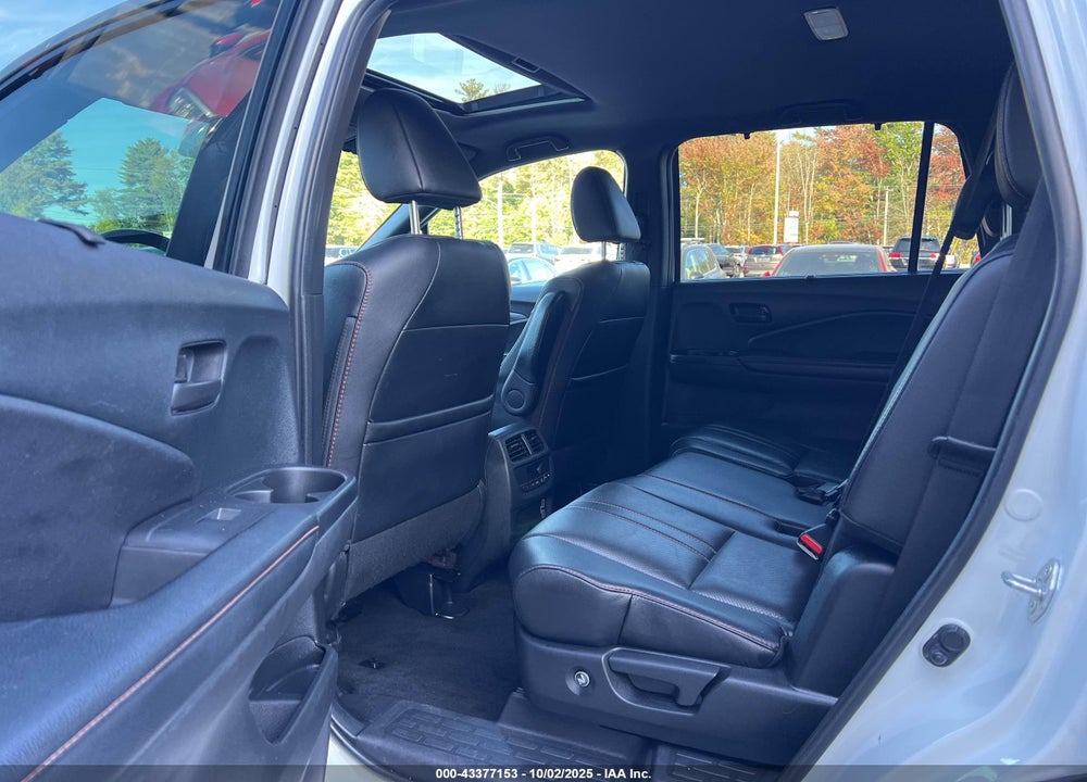2022 HONDA PILOT VIN: 5FNYF6H80NB057094
