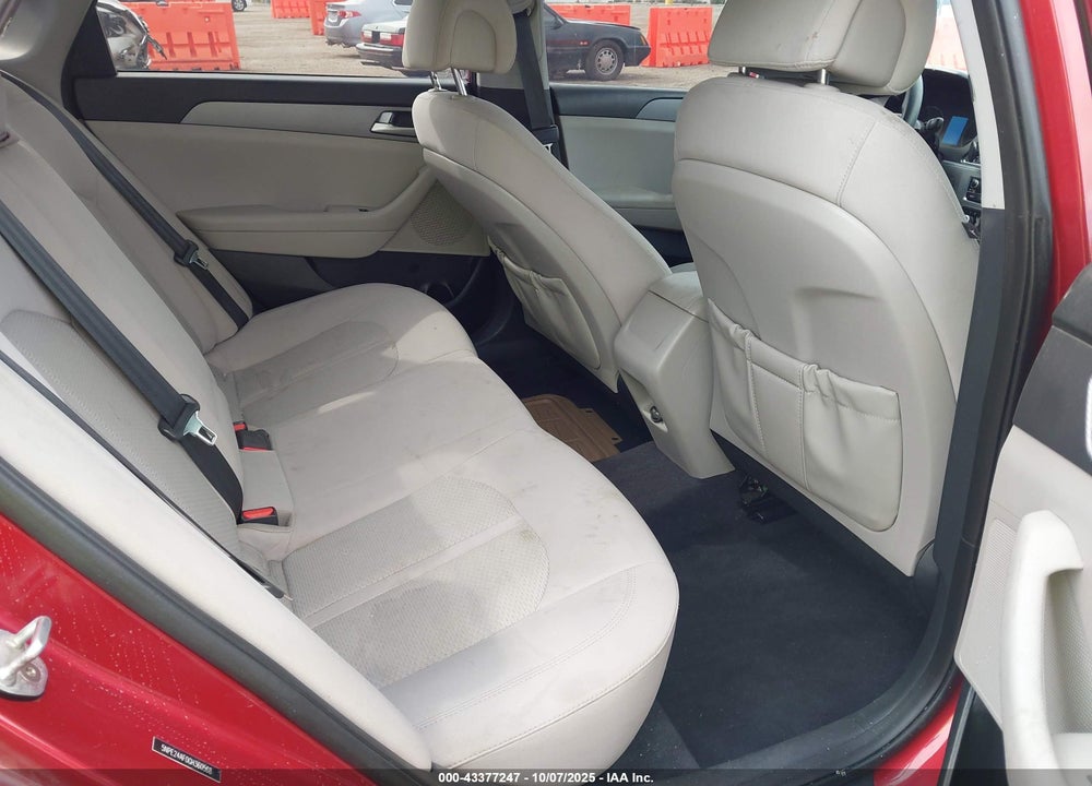 2016 HYUNDAI SONATA VIN: 5NPE24AF0GH360568