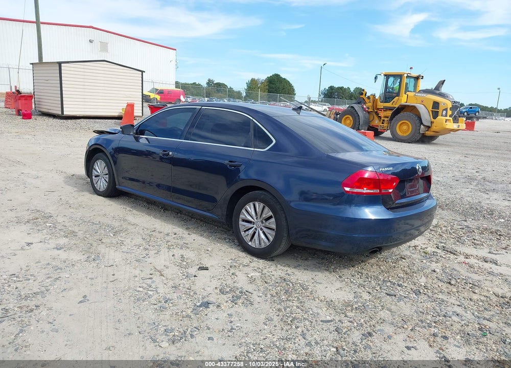 2014 VOLKSWAGEN PASSAT VIN: 1VWBT7A38EC051282