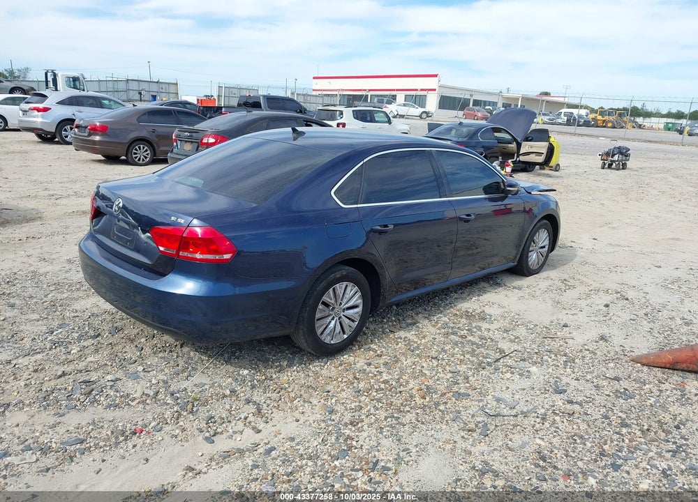 2014 VOLKSWAGEN PASSAT VIN: 1VWBT7A38EC051282