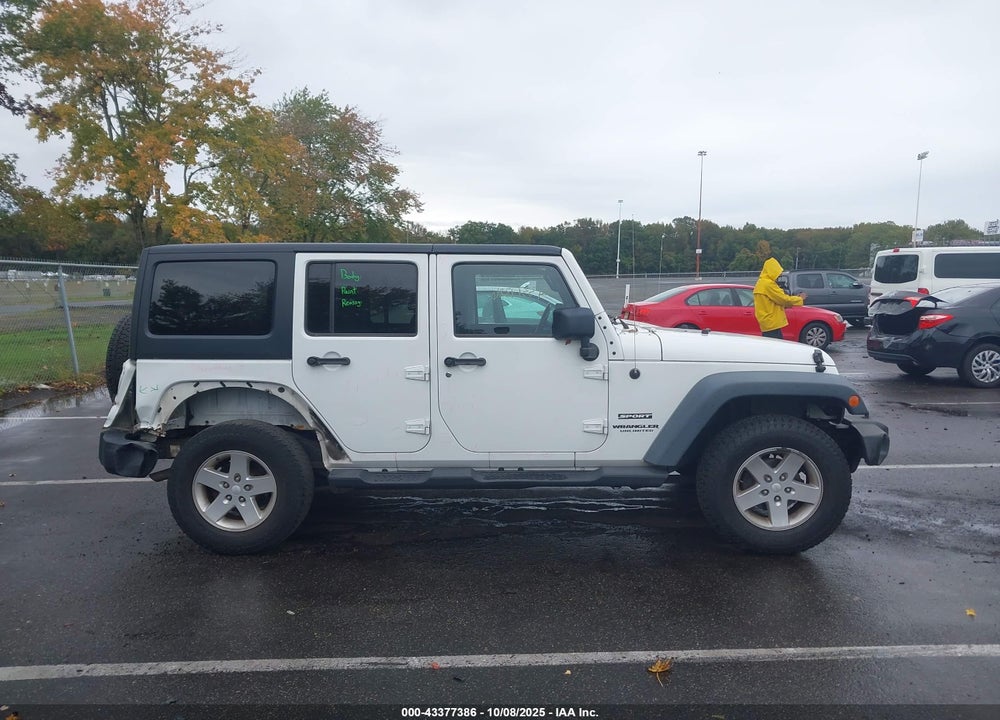 2013 JEEP WRANGLER UNLIMITED VIN: 1C4BJWDG5DL677436