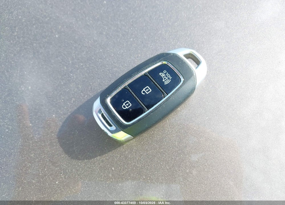 2020 HYUNDAI SANTA FE SEL VIN: 5NMS3CAD9LH163088