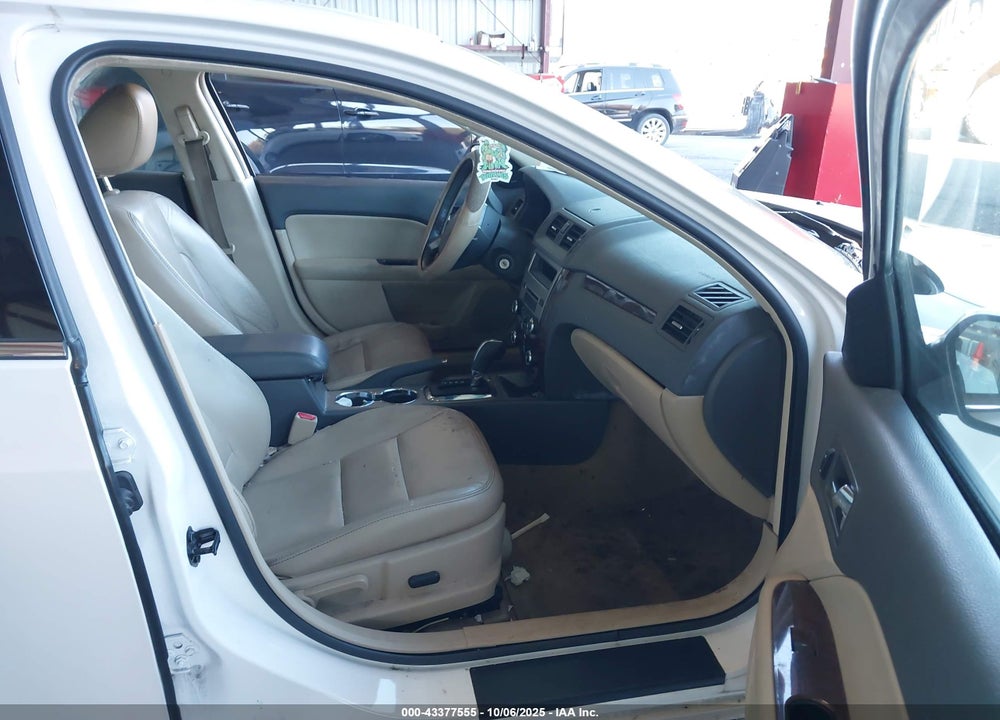 2010 FORD FUSION VIN: 3FAHP0JA5AR217962