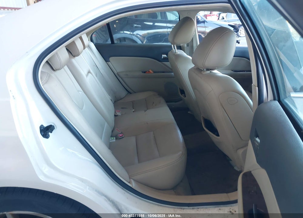 2010 FORD FUSION VIN: 3FAHP0JA5AR217962