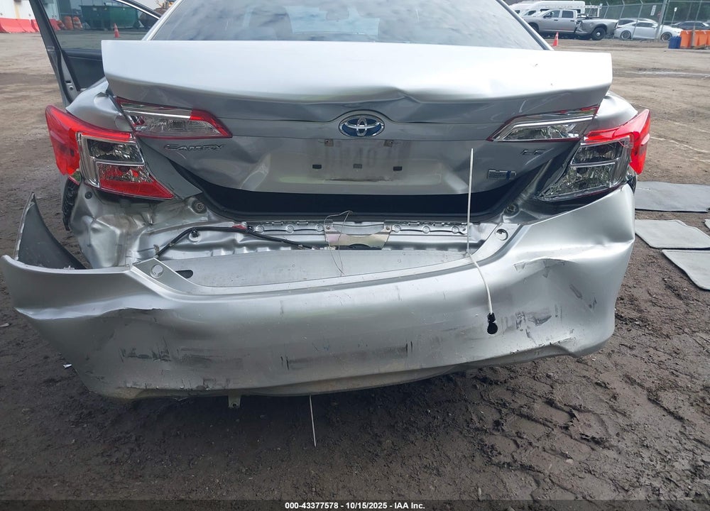2014 TOYOTA CAMRY HYBRID VIN: 4T1BD1FK1EU122695