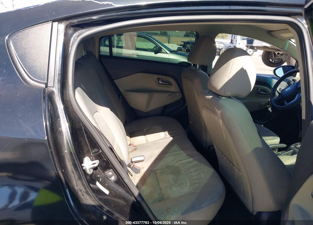 2015 KIA RIO VIN: KNADM4A30F6529408