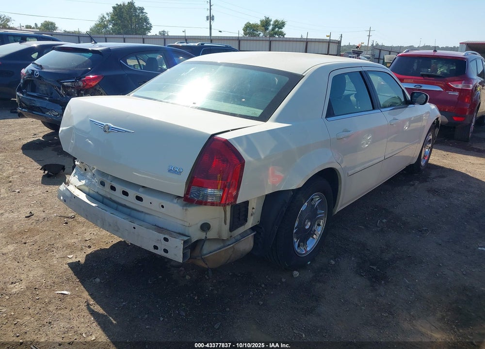 2005 CHRYSLER 300 TOURING VIN: 2C3JA53G85H634171