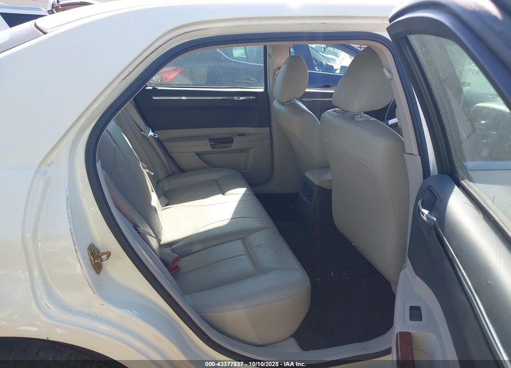 2005 CHRYSLER 300 TOURING VIN: 2C3JA53G85H634171