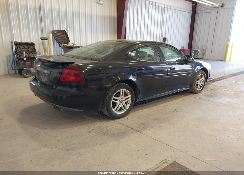 2005 PONTIAC GRAND PRIX GTP VIN: 2G2WR524951167261