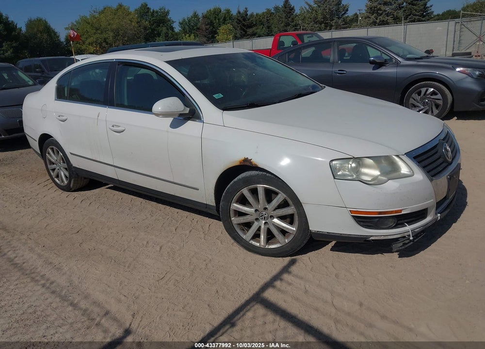 2010 VOLKSWAGEN PASSAT KOMFORT VIN: WVWJK7AN8AE137788