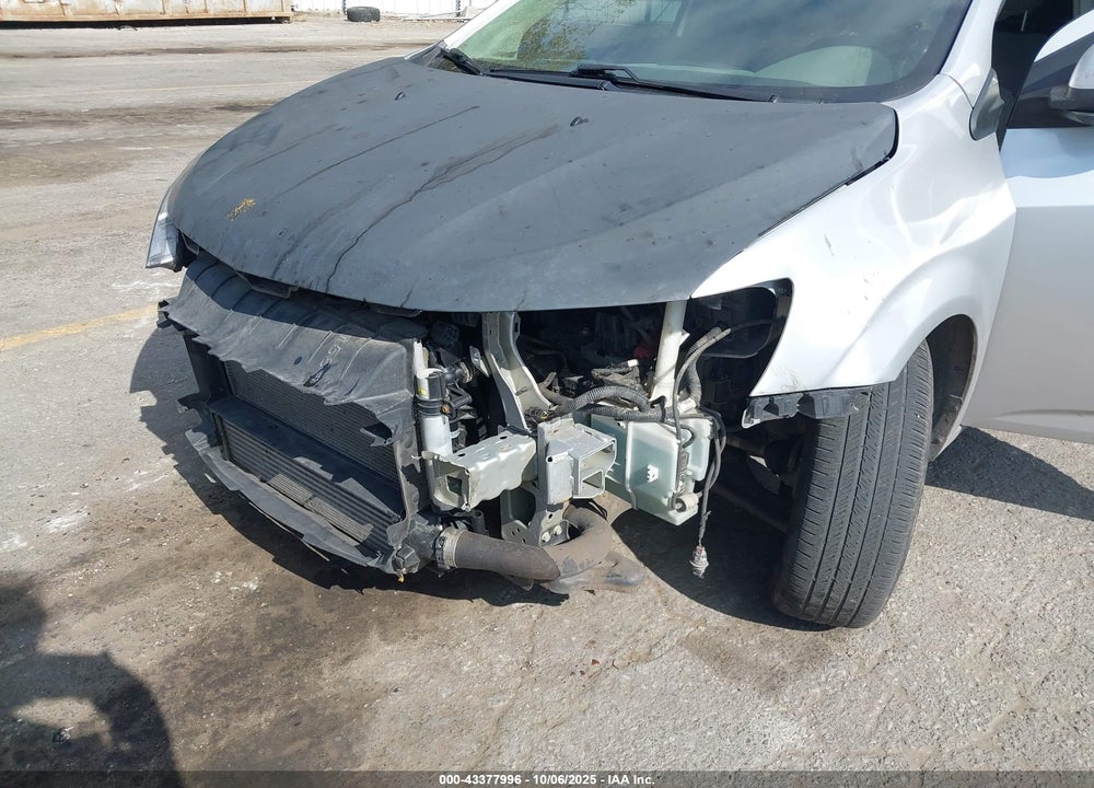 2020 CHEVROLET SONIC FWD  1FL 5-DOOR VIN: 1G1JG6SB8L4127649