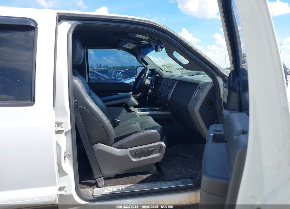 2011 FORD F-250 LARIAT VIN: 1FT7W2BT3BEC85198