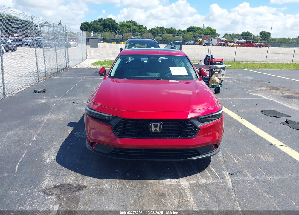 2024 HONDA ACCORD EX VIN: 1HGCY1F38RA008305