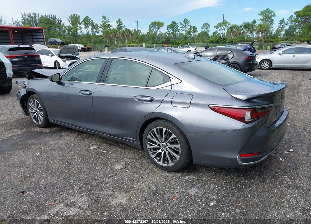 2019 LEXUS ES 300H VIN: JTHB21B17K2007855