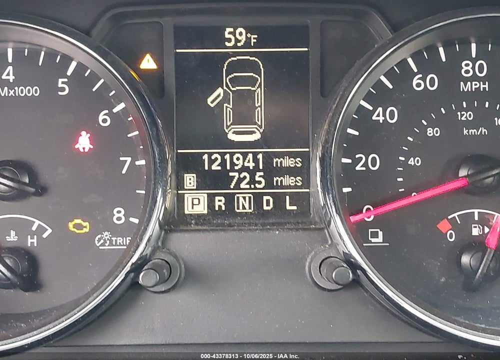 2015 NISSAN ROGUE VIN: JN8AS5MV9FW260053