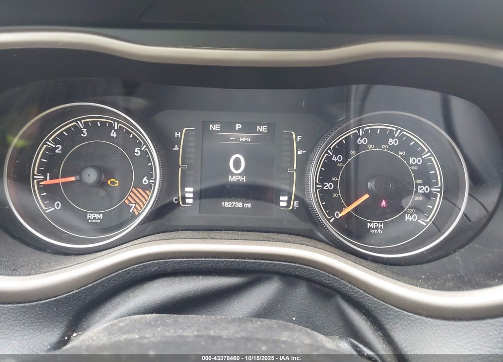 2015 JEEP CHEROKEE VIN: 1C4PJMCB4FW678885