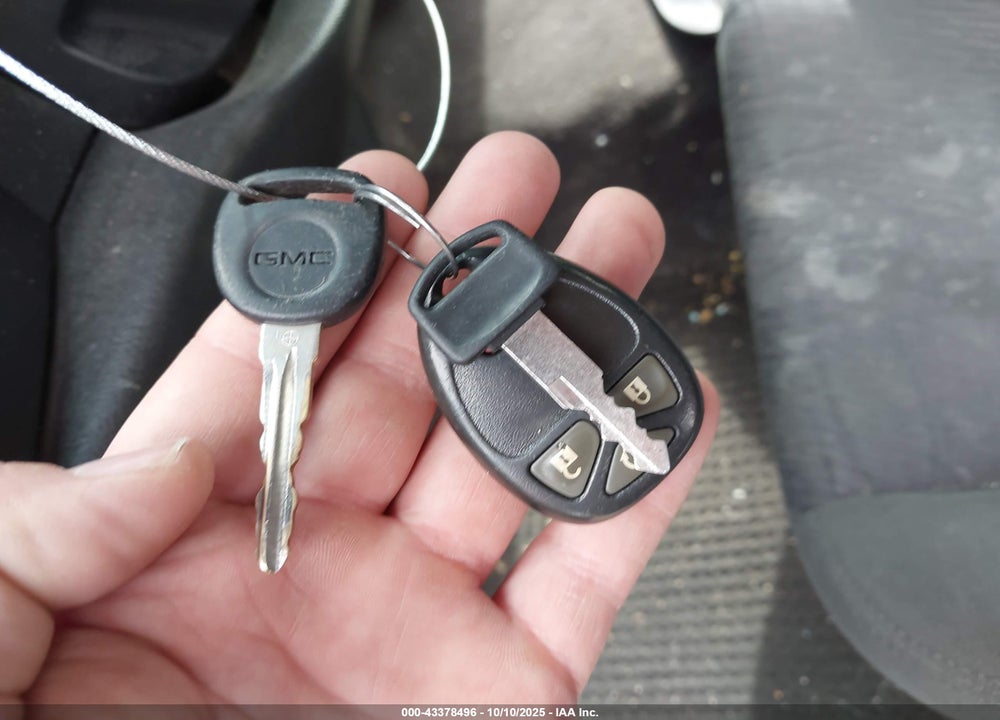 2012 GMC SIERRA 1500 SLE VIN: 1GTR2VE73CZ330347