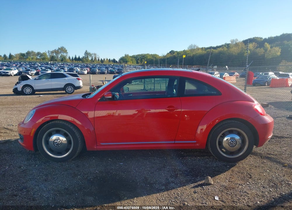 2012 VOLKSWAGEN BEETLE 2.5L VIN: 3VWJP7AT2CM638332