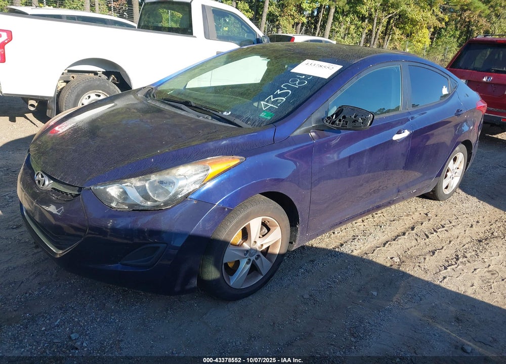 2012 HYUNDAI ELANTRA VIN: 5NPDH4AE9CH069062