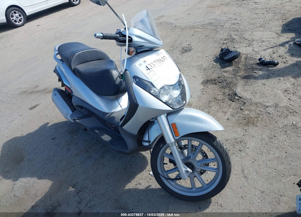 2007 PIAGGIO BV 250 VIN: ZAPM289L275102001