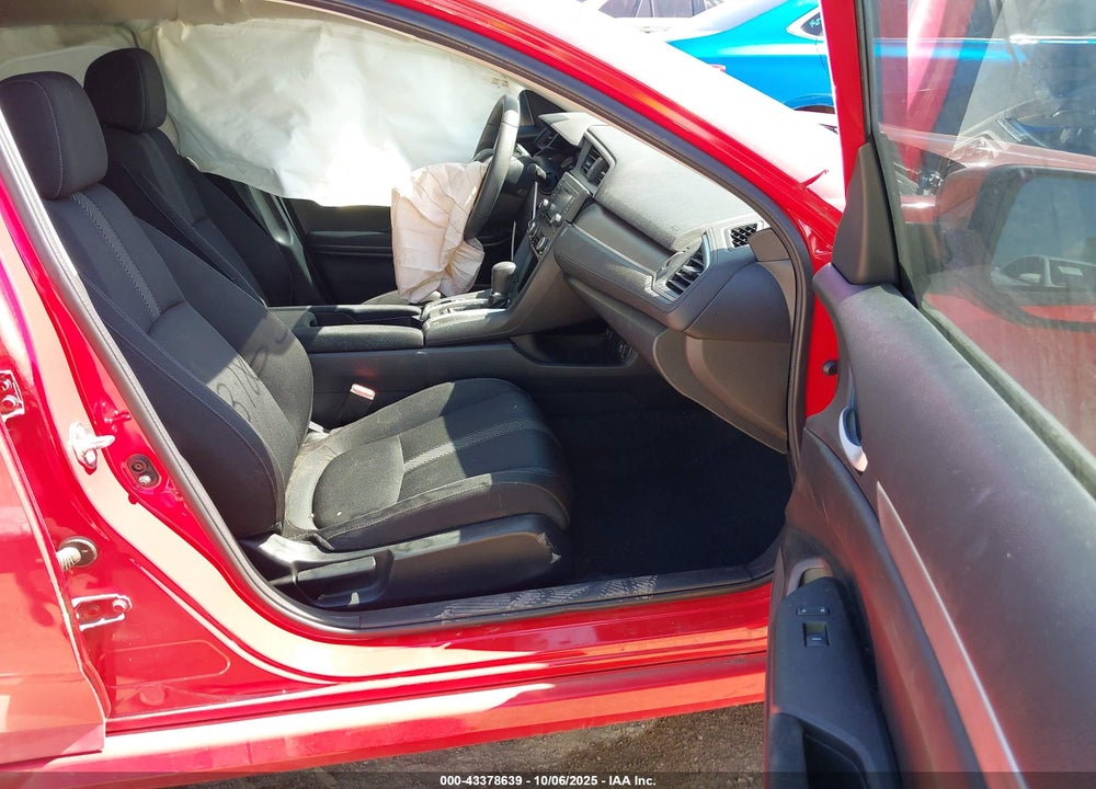 2017 HONDA CIVIC VIN: 2HGFC2F5XHH557197