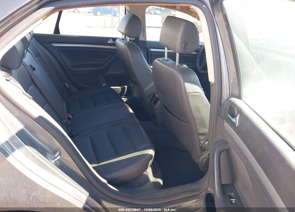 2006 VOLKSWAGEN JETTA VIN: 3VWRT81K06M708460
