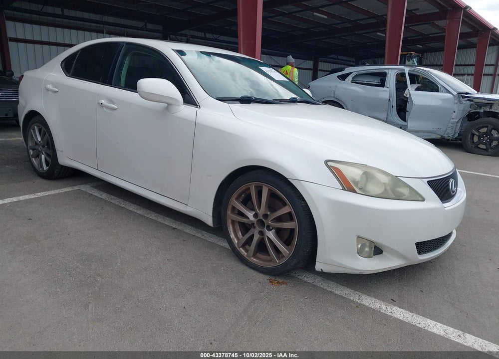 2008 LEXUS IS 250 VIN: JTHBK262982069565