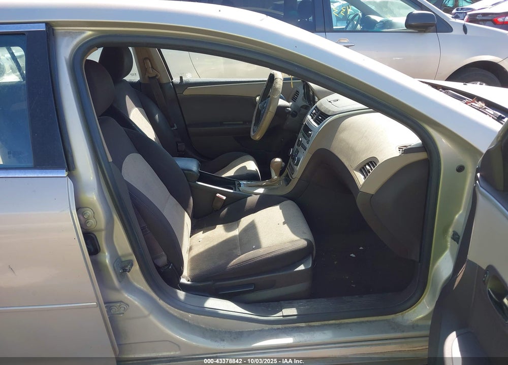 2011 CHEVROLET MALIBU VIN: 1G1ZB5E11BF242224