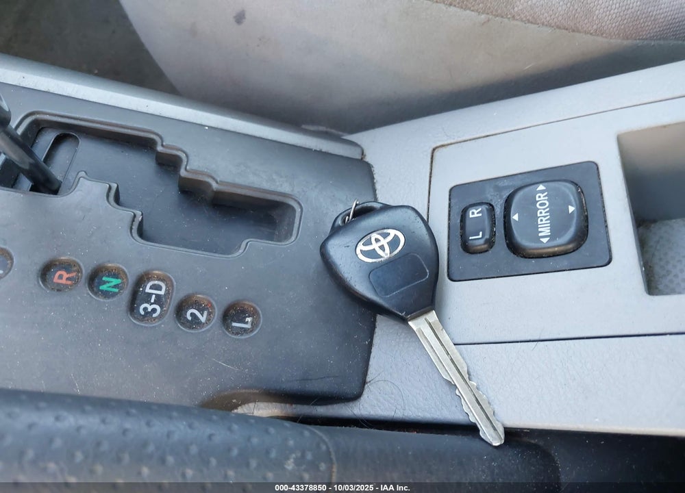 2007 TOYOTA RAV4 VIN: JTMZD33V275056295