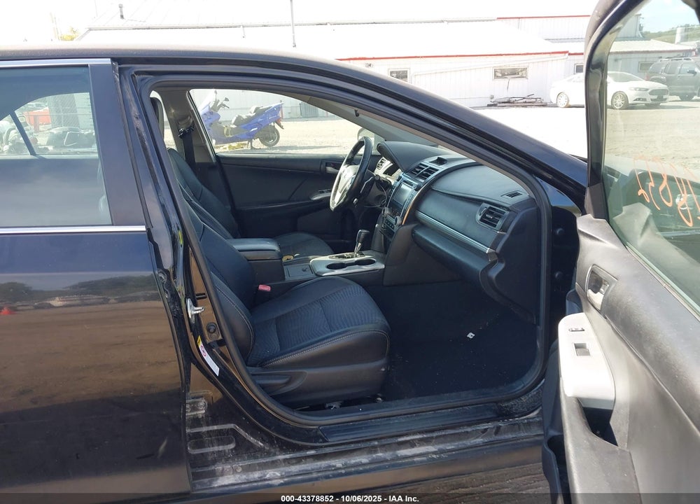 2014 TOYOTA CAMRY SE VIN: 4T1BF1FK0EU400805