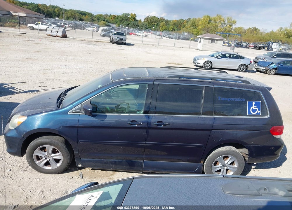 2010 HONDA ODYSSEY TOURING VIN: 5FNRL3H92AB018845