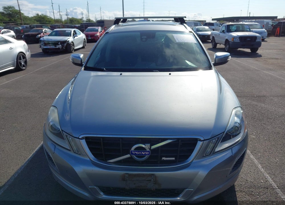 2011 VOLVO XC60 3.2/3.2 R-DESIGN VIN: YV4952DL9B2147589