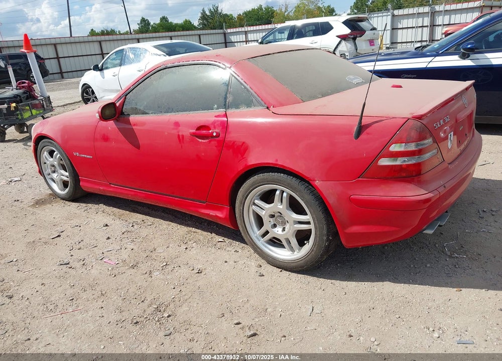 2002 MERCEDES-BENZ SLK 32 AMG VIN: WDBKK66F02F233876