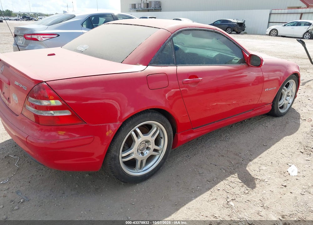 2002 MERCEDES-BENZ SLK 32 AMG VIN: WDBKK66F02F233876