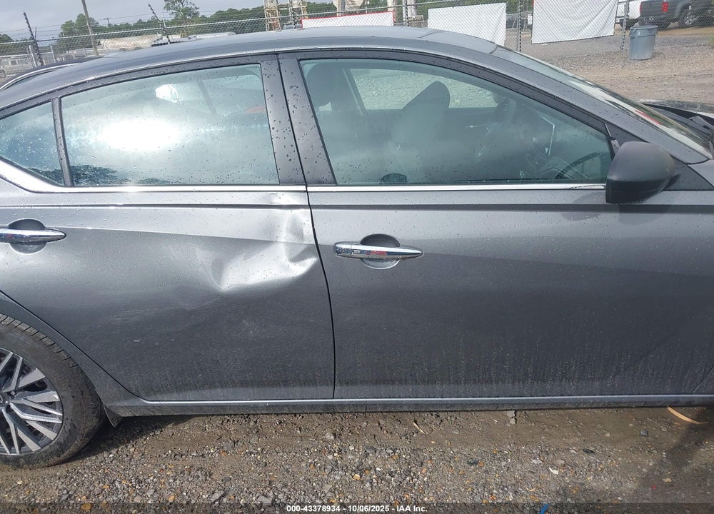 2025 NISSAN ALTIMA VIN: 1N4BL4DV6SN365615