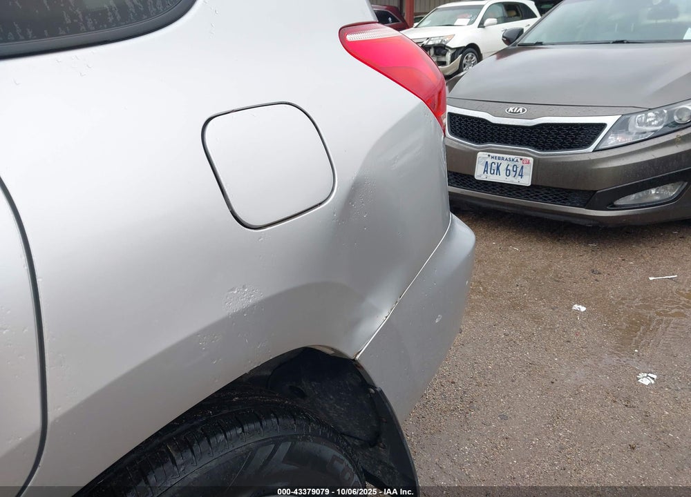 2008 TOYOTA RAV4 VIN: JTMBD31V586089176