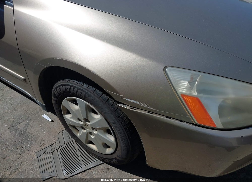 2004 HONDA ACCORD 2.4 LX VIN: 1HGCM56334A028988