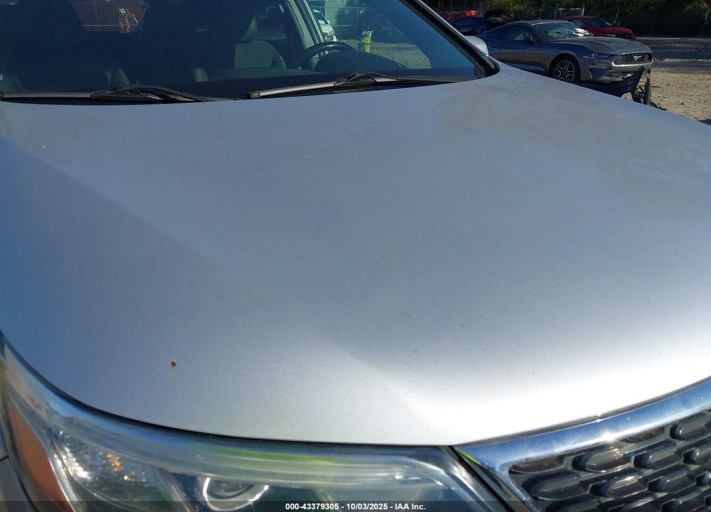 2014 KIA SORENTO VIN: 5XYKT4A60EG444507