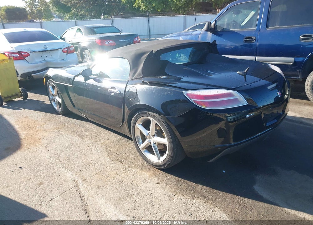 2007 SATURN SKY VIN: 1G8MB35B17Y106566