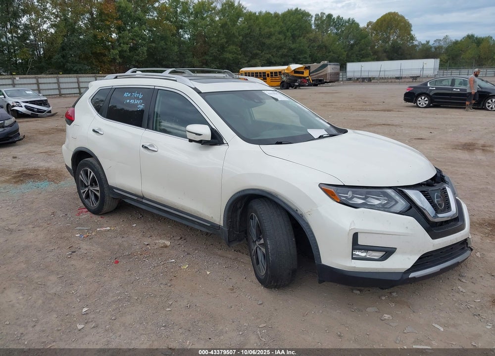 2017 NISSAN ROGUE SL VIN: JN8AT2MT5HW405781