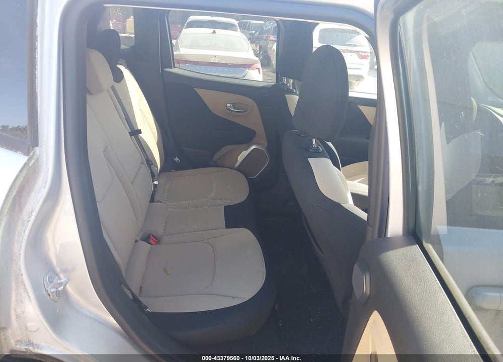 2015 JEEP RENEGADE VIN: ZACCJBBT7FPB36044