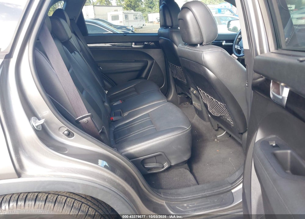 2014 KIA SORENTO VIN: 5XYKTCA6XEG549761