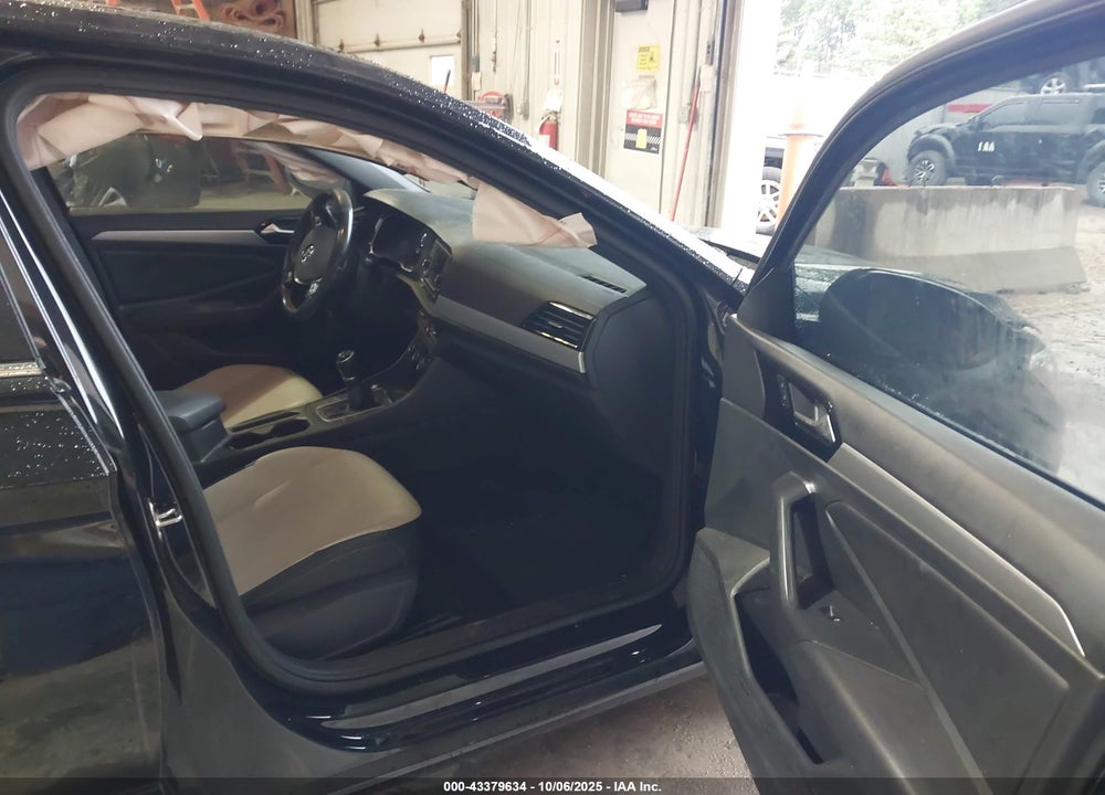 2020 VOLKSWAGEN JETTA VIN: 3VWN57BU1LM079175
