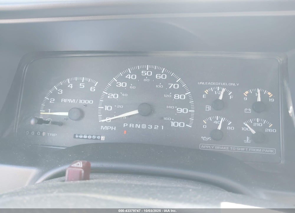 1998 CHEVROLET SUBURBAN 1500 VIN: 3GNFK16R6WG145684