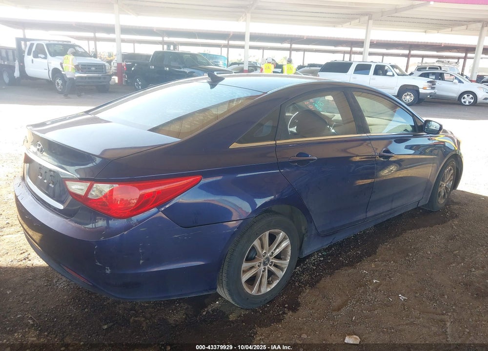 2011 HYUNDAI SONATA VIN: 5NPEB4AC2BH055765