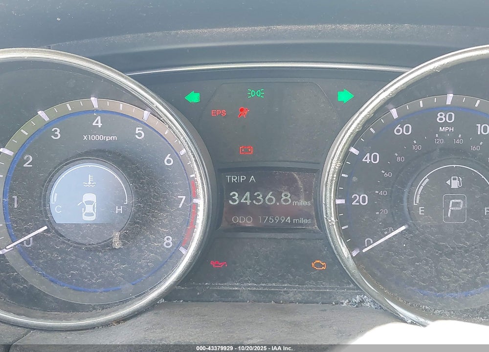 2011 HYUNDAI SONATA VIN: 5NPEB4AC2BH055765
