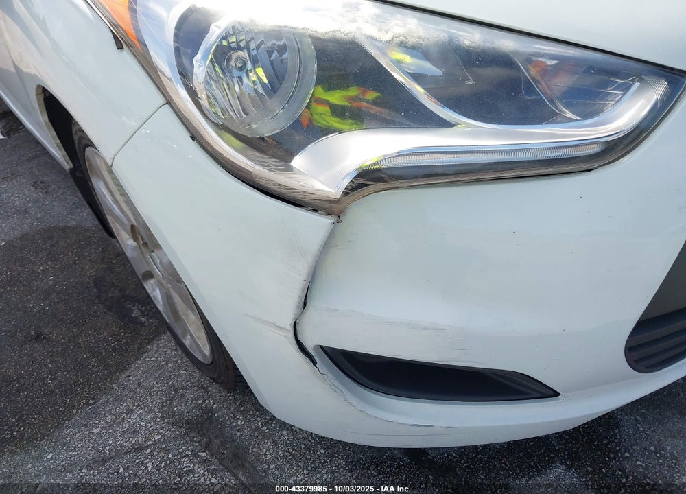 2015 HYUNDAI VELOSTER VIN: KMHTC6AD1FU237831