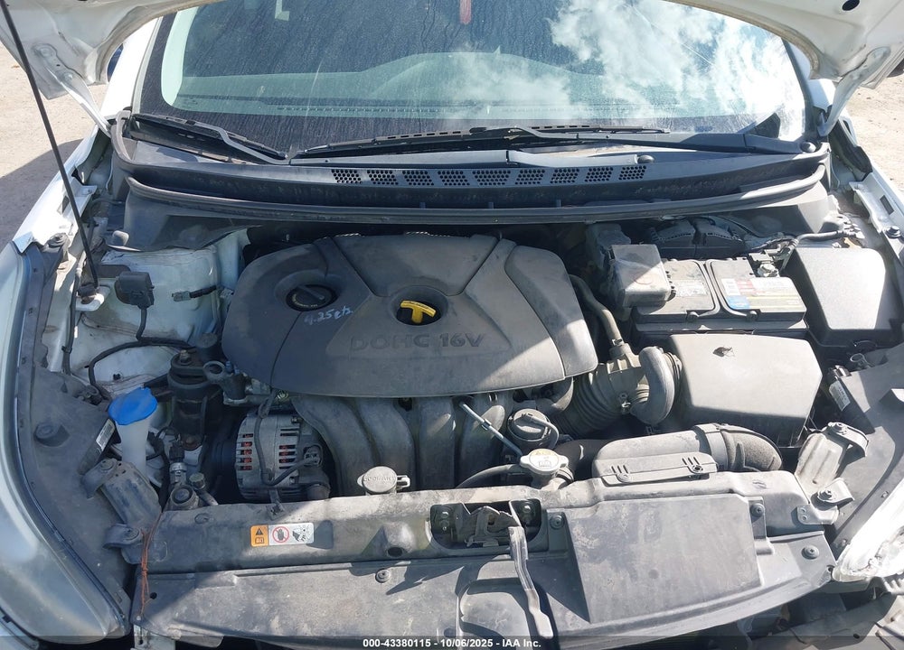 2014 HYUNDAI ELANTRA VIN: 5NPDH4AE6EH513632