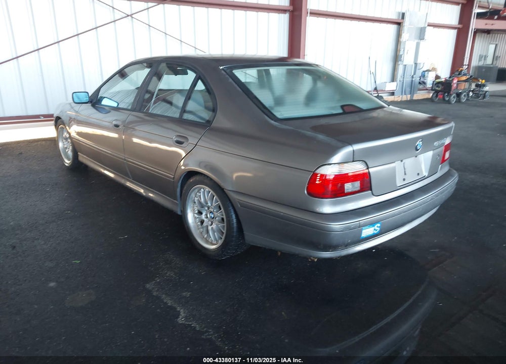 2003 BMW 530IA VIN: WBADT63453CK37660