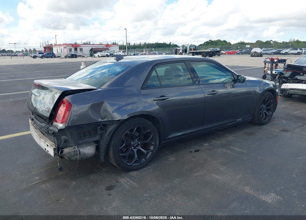 2019 CHRYSLER 300 300S VIN: 2C3CCABG0KH559717